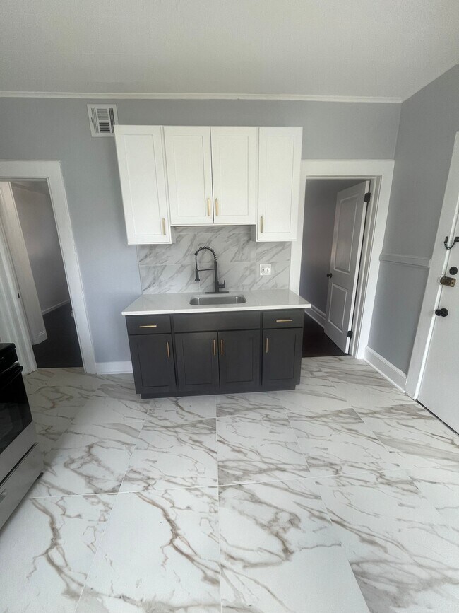 904 S 20th St Unit 3, Newark, NJ 07108