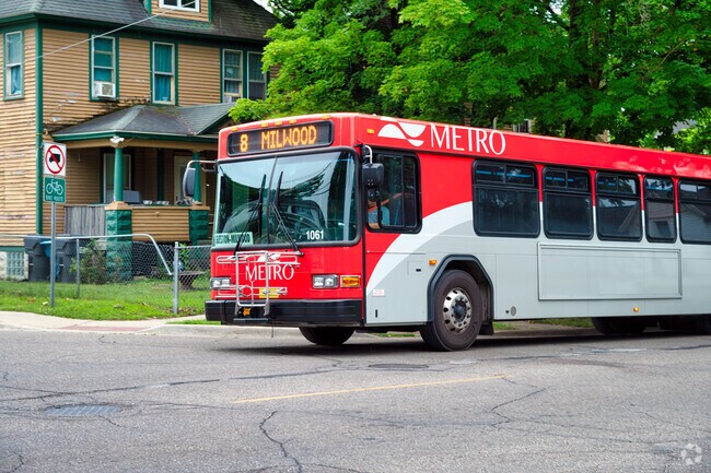 Metro buses and bike lanes make getting around Edison and Kalamazoo easy.