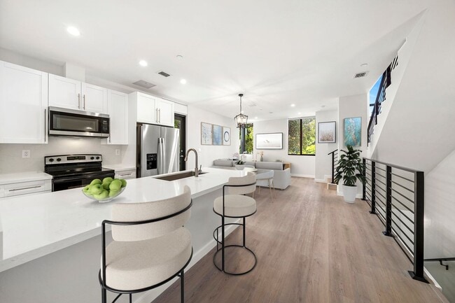 1251 SW 3rd St, Miami, FL 33135 - photo 3