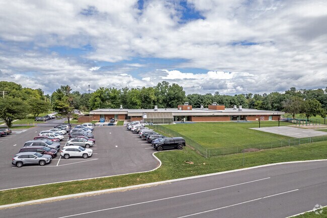 Marshall Street School serves the students of Washington County, Maryland.