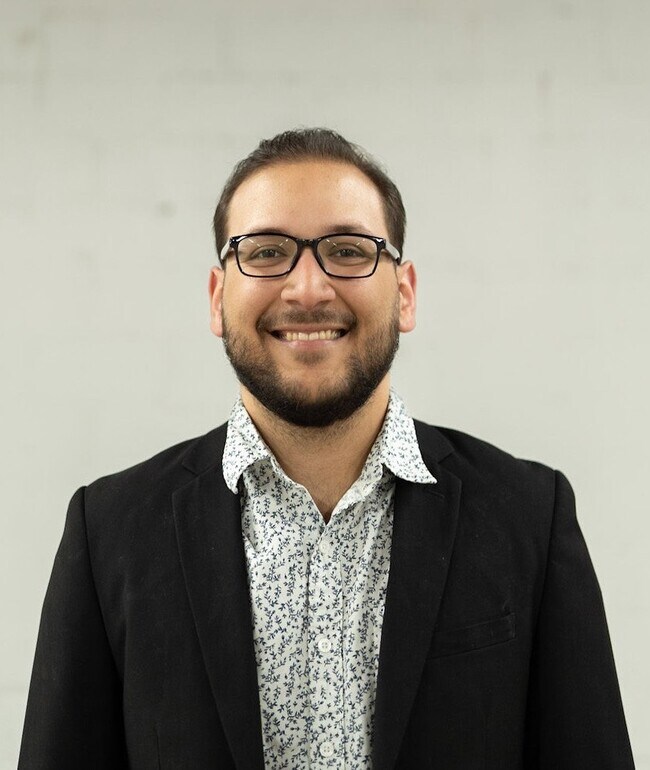 Agent Photo