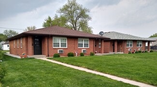 607 W North St, Pontiac, IL 61764