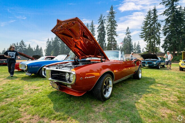 Pontiac Car Show in Mountlake Terrace is a frequent event near Turtle Rock.