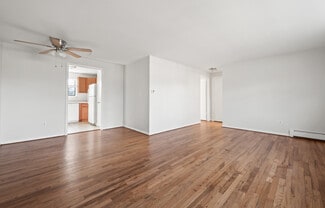 37 Charter Oak St, Manchester, CT 06040