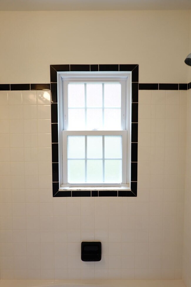 8406 Greenwood Ave Unit 2, Takoma Park, MD 20912