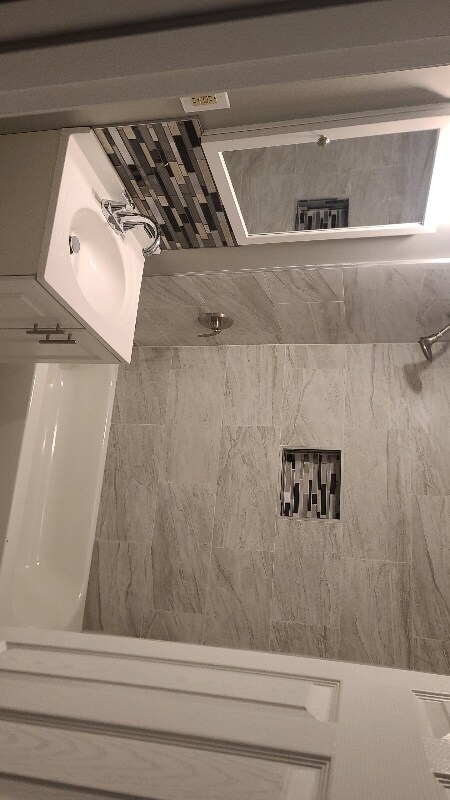 1135 Floyd St, Gary, IN 46403 - photo 6