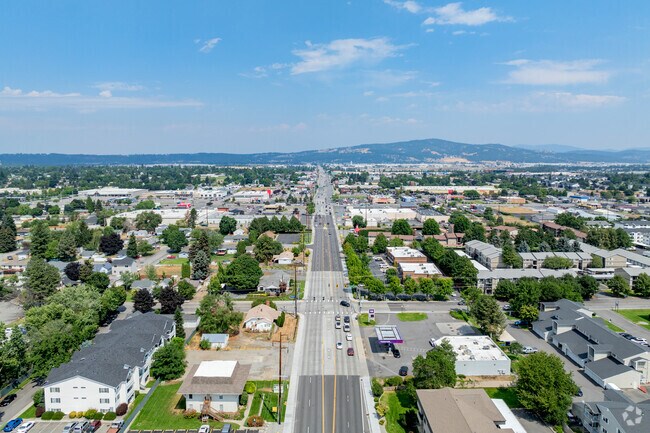 Greenacres is located 15 miles east of Spokane’s city center.