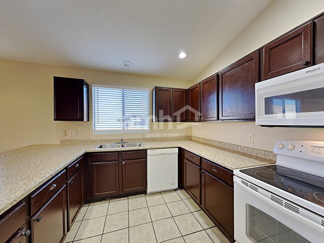 5073 E Butterweed Dr, Tucson, AZ 85756 - photo 6