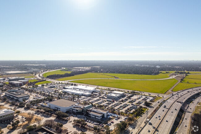 The Spring Creek neighborhood is full of beautiful scenery and landscapes.