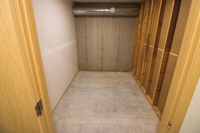 455 Century Place unit 104, Onalaska, WI 54650 - photo 7