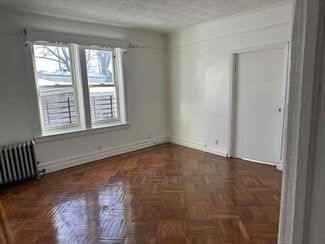 900 Ogden Ave, The Bronx, NY 10452