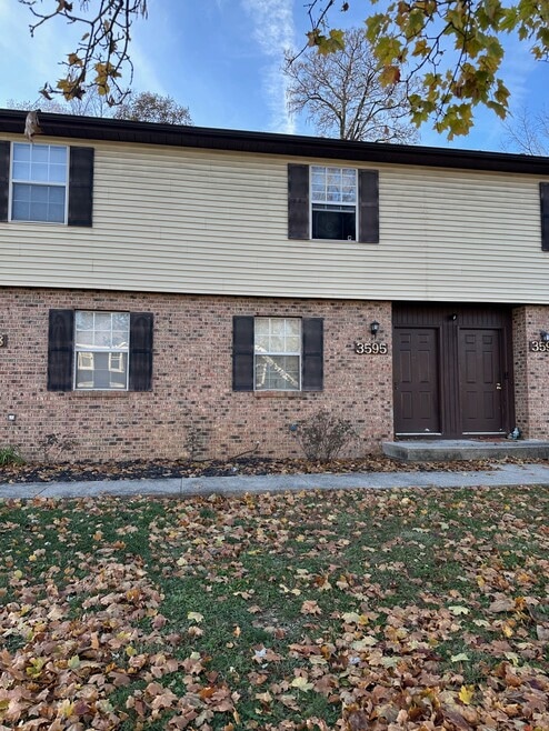 3593 Scarberry Dr, Hilliard, OH 43026 - photo 1