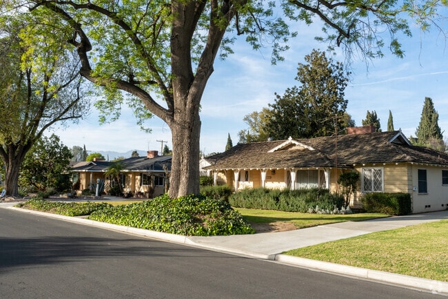 One of many beautiful neighborhoods in Grand.