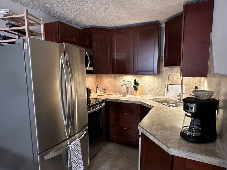 9080 E 16th Ave, Aurora, CO 80010 - photo 1