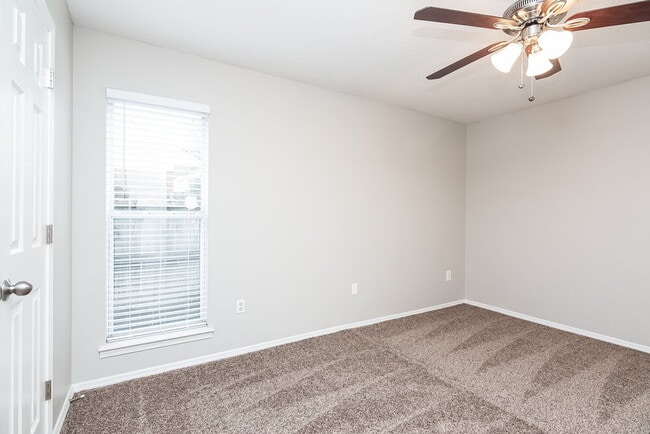 10102 Williford Dr, Olive Branch, MS 38654 - photo 6