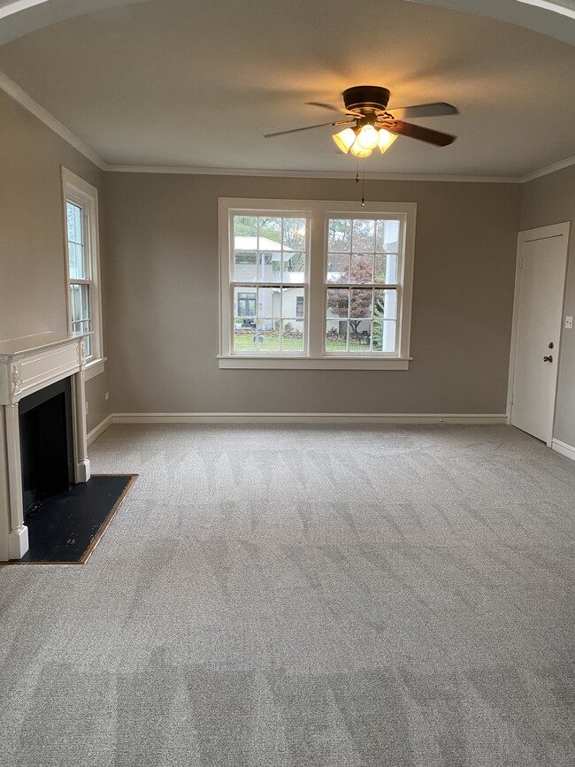 937 Ontario St unit Upstairs, Shreveport, LA 71106 - photo 4