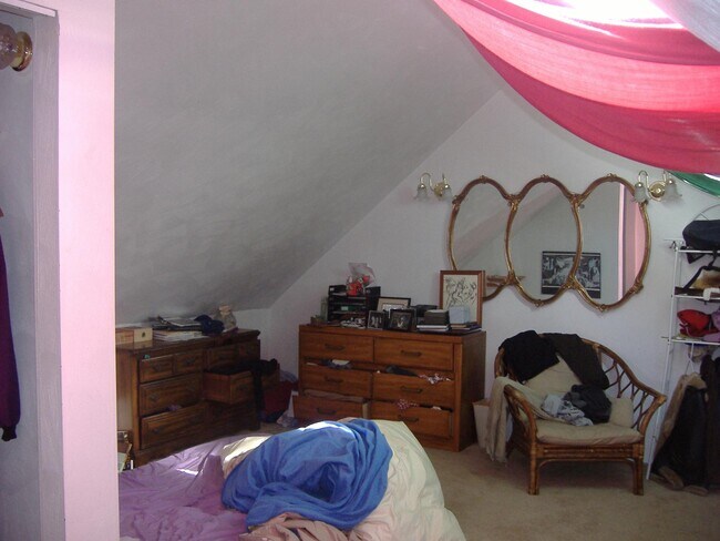 5819 Bartlett St unit 9, Pittsburgh, PA 15217 - photo 5