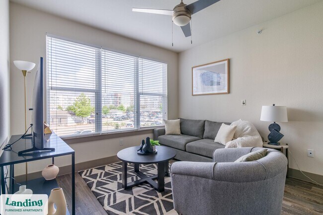 300 Enclave Dr unit 3114.1406005, Conroe, TX 77384 - photo 2