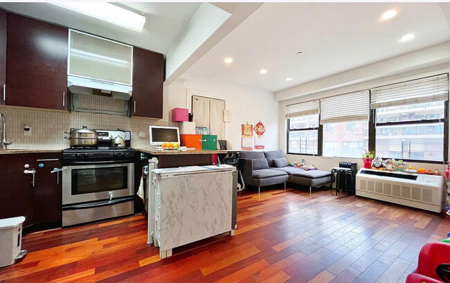 open floor livingroom