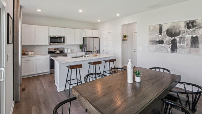 2560 Tahoe Ln, Pingree Grove, IL 60140 - photo 6