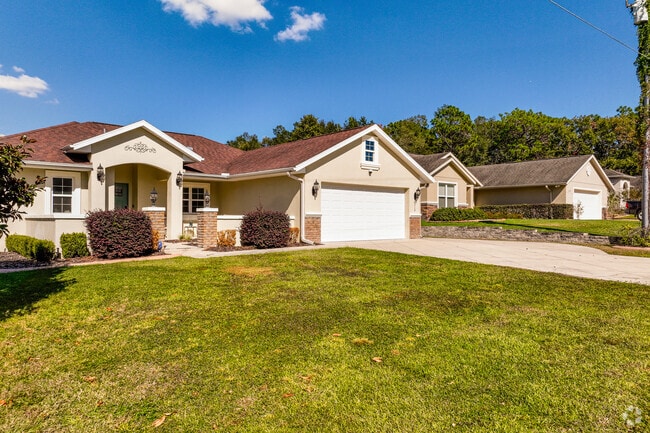 Traditional ranch style homes can be seen throughout Summerfield, Fl.