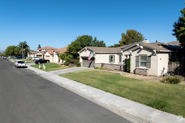 Ranches and cottages are easy to spot, giving the town its rustic charm.