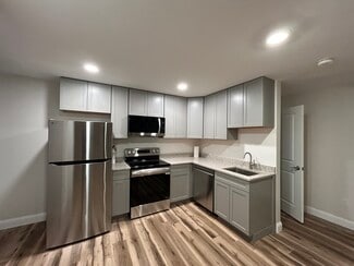 376 Colchester Ave Unit Studio, Burlington, VT 05401