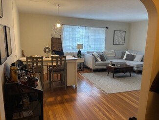 29 Hollis St Unit 1, Newton, MA 02458