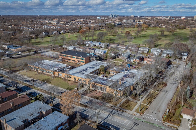 Arie Crown Hebrew Day School