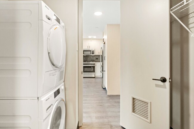 1946 W Ogden Ave, Chicago, IL 60612 - photo 3