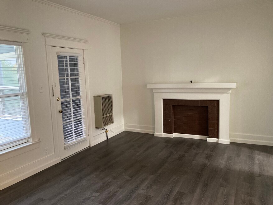 533 S Westmoreland Ave unit 14, Los Angeles, CA 90020 - photo 1