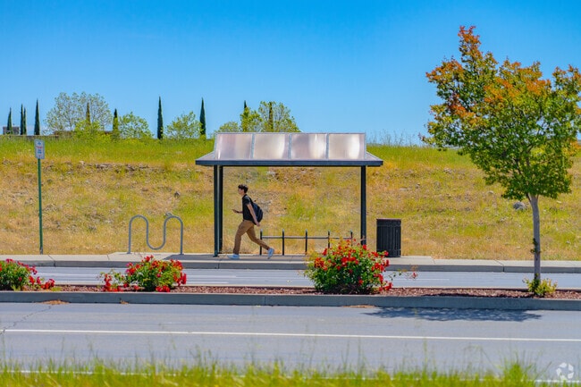 The local bus stop near Verdera Village is located near the Lincoln Library.