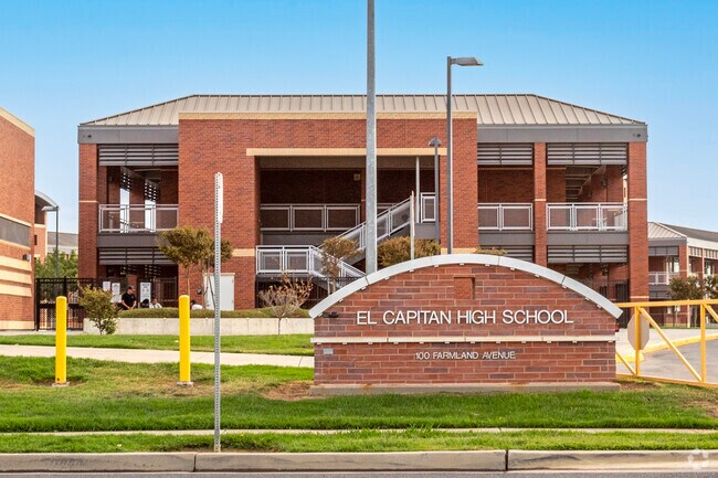 El Capitan High School serves grades 9-12 in Merced.