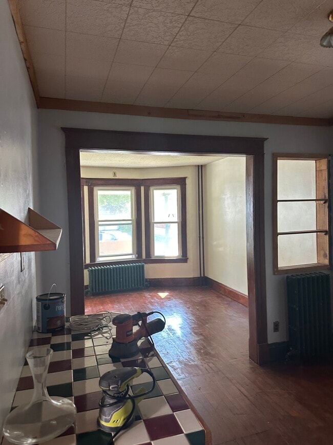 44 W Van Vechten St unit 1, Albany, NY 12209 - photo 4