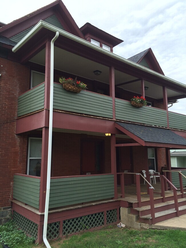 1037 Hepburn St Unit 2nd Floor, Williamsport, PA 17701