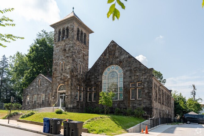 Baltimore Christian School in Pen Lucy features gorgeous architecture.