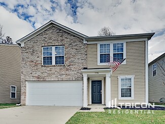1413 Bluestem Dr, Greenwood, IN 46143