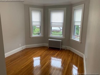 23 Maple St Unit 6, Watertown, MA 02472