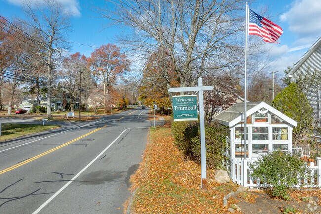 The Trumbull sign warmly greets 
West Trumbull residents and visitors alike.