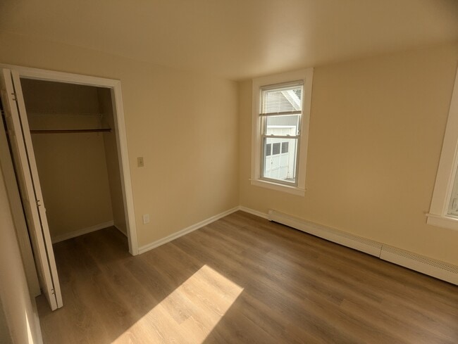 315 Pleasant St unit 1, Bennington, VT 05201 - photo 4