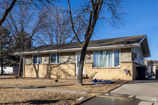 There are many varities of homes found in Watertown.