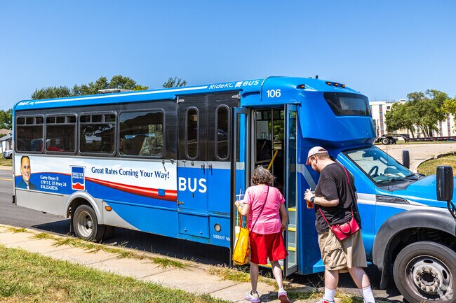 Randall residents can jump on the Ride KC Bus to easily get around Independence.