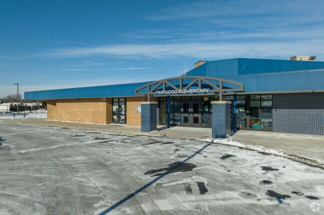Main entrance at Pinewood Elementary School.