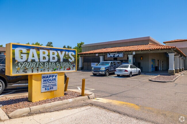 Make memories at Gabby's bar, the social destination in Mesa's Country Club.