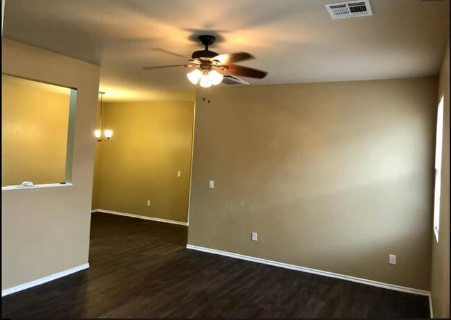 100 Barrett Place, Edmond, OK 73003 - photo 2