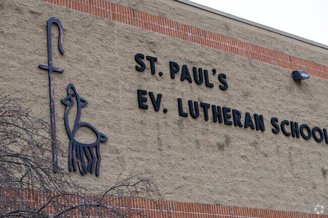St Pauls is in Cudahy, WI which is a few miles from Milwaukee.
