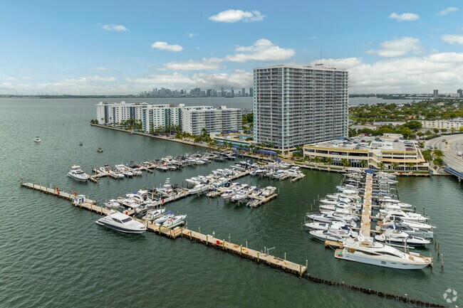 The Grand View Palace Marina is convenient boat access for Treasure Island residents.
