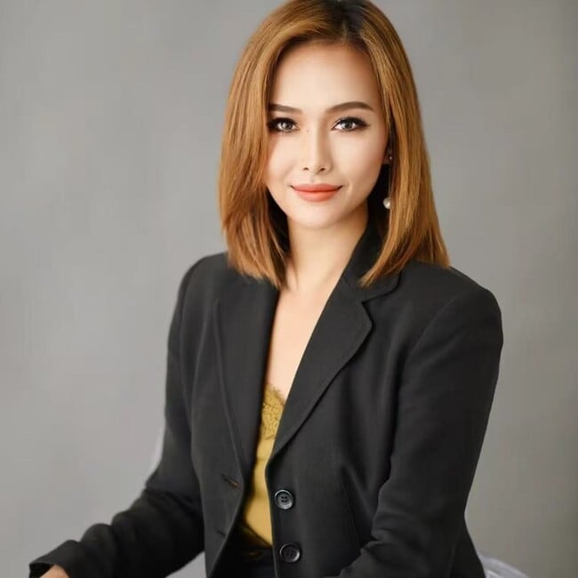Agent Photo