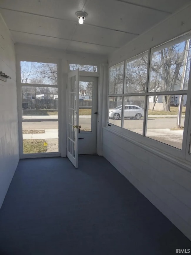 1126 Degroff St, Fort Wayne, IN 46808 - photo 2