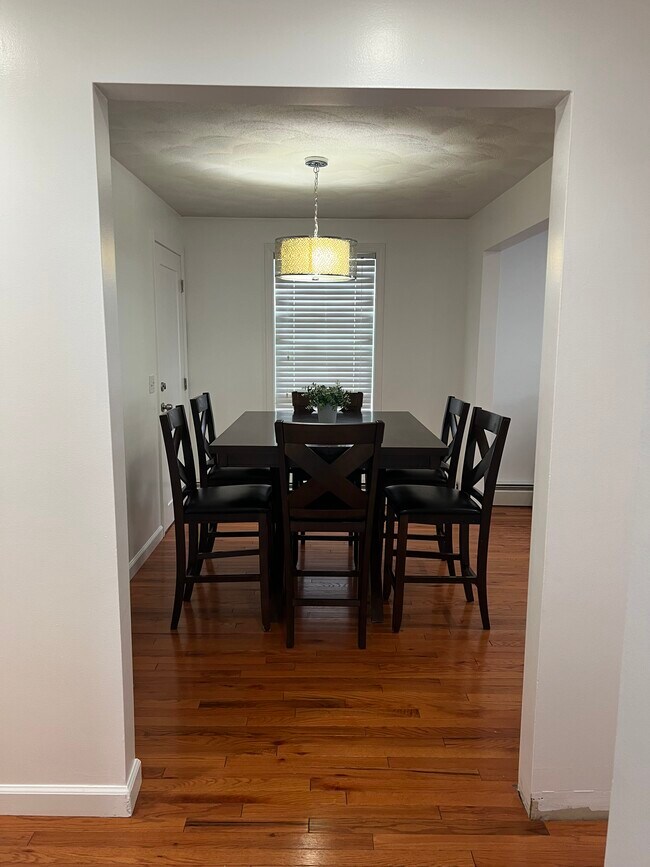 64 Sterling St unit 64 Sterling St. Pawt, Pawtucket, RI 02860 - photo 5